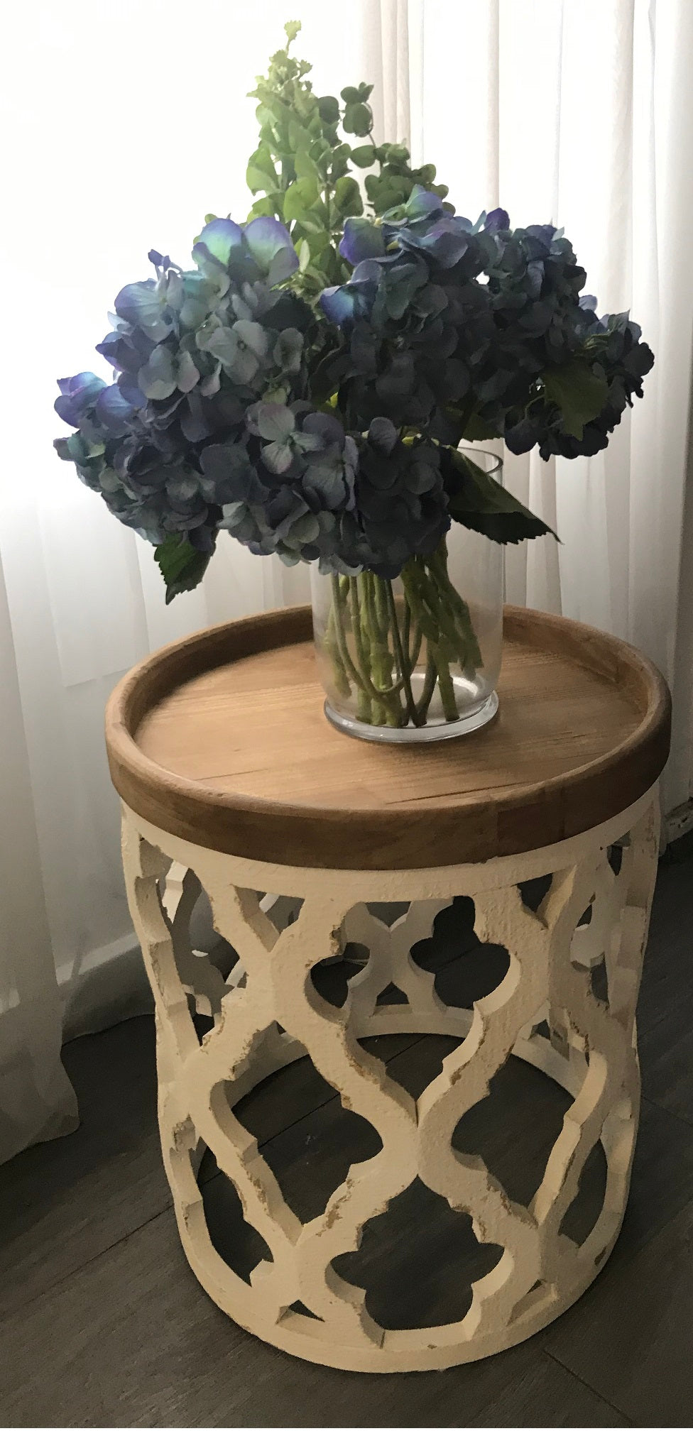 Lattice Round Shabby Chic Side Table 50cm Distressed White Wood Top