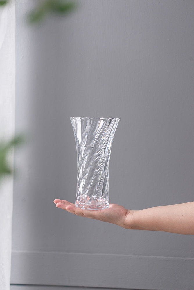 Clear Glass Curved Column 20cm Spiral Pattern Decorative Flower Vase