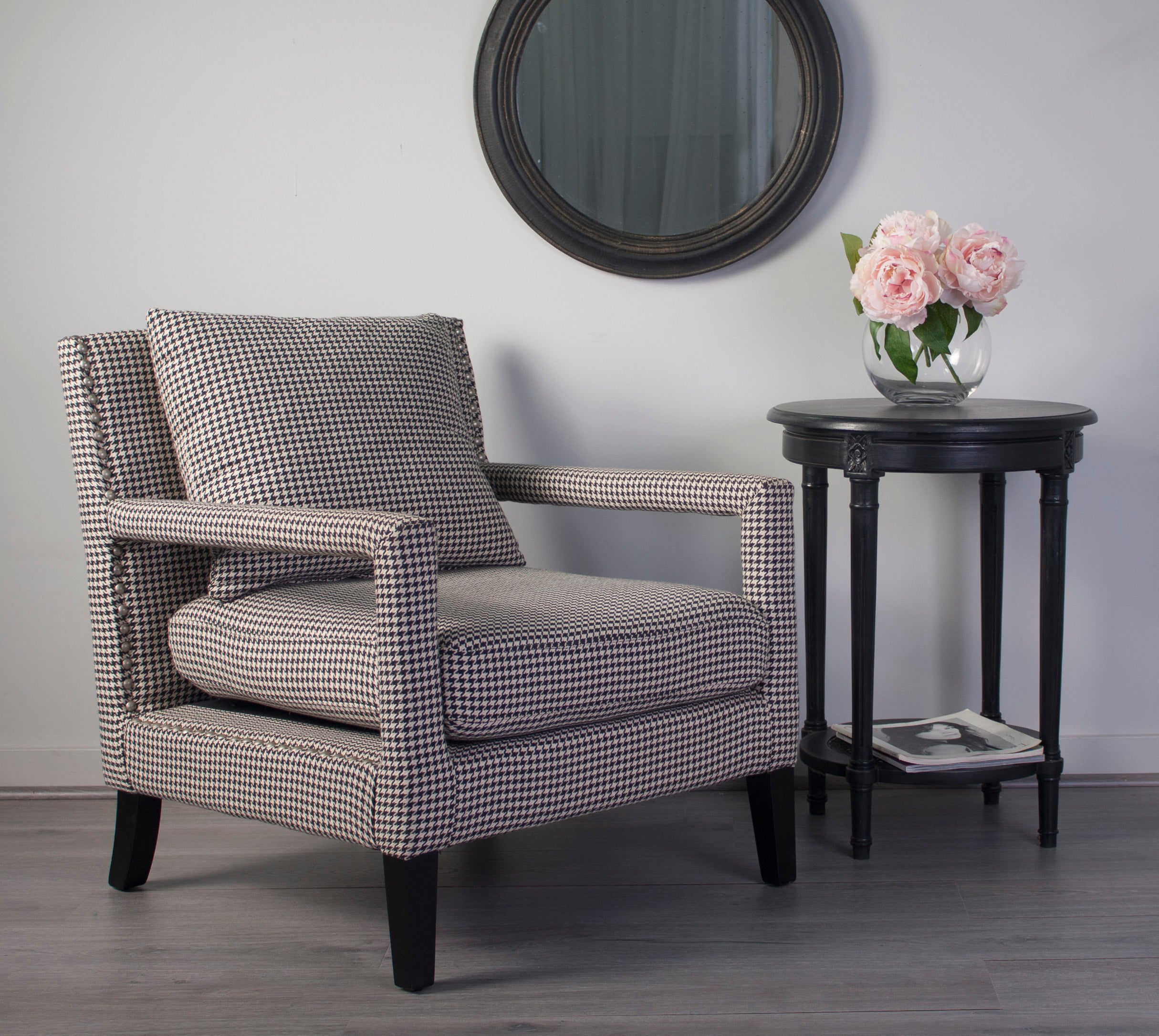 Polo Occasional Round Table Black Side Table Versatile Living Room Furniture