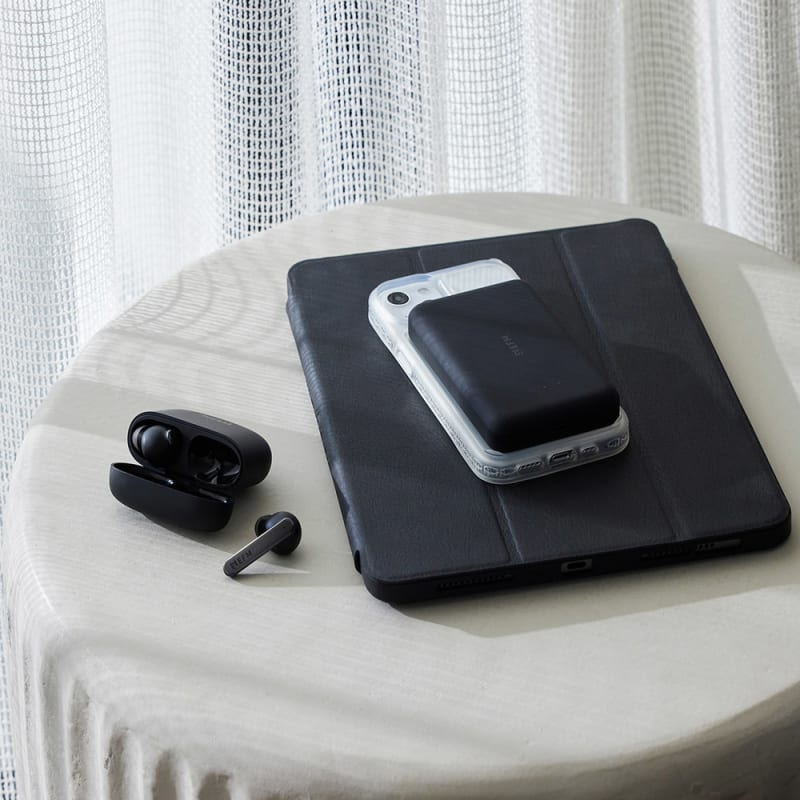 EFM Aspen Folio Case Armour for iPad A16 & iPad Pro 12.9" with D3O & ELeather