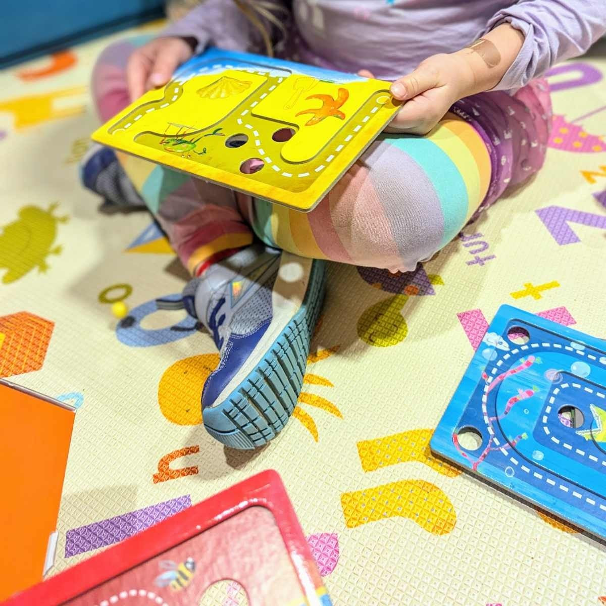 Headu Tricks & Traps Labyrinth Interactive Puzzle Game for Kids