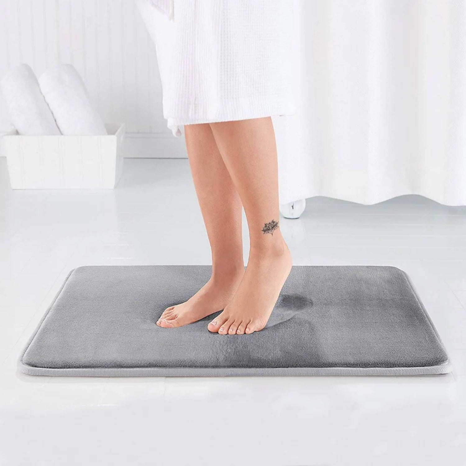 Hivvago Thick Memory Foam Bath Mat – Soft Velvet, Non-Slip, Grey Rug
