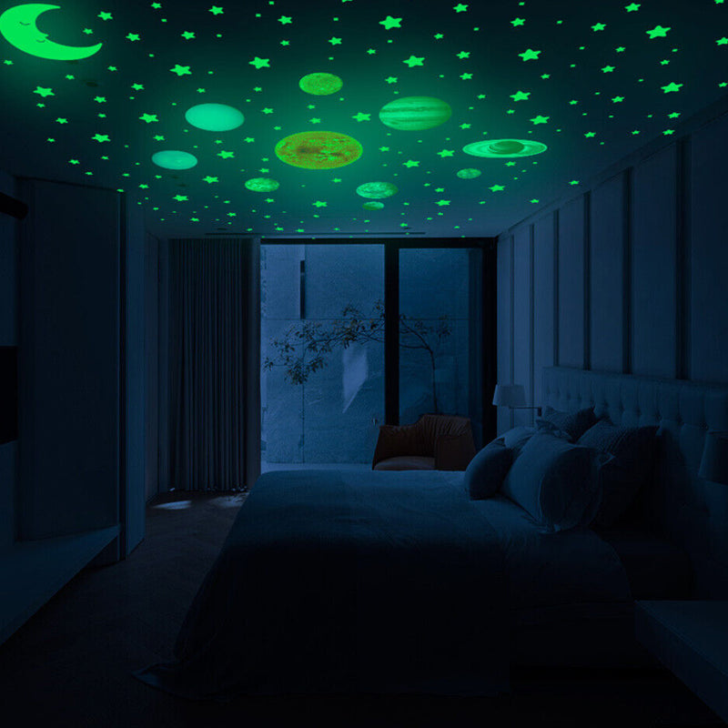 525 Pcs Luminous Solar System Glow in the Dark Wall Ceiling Stickers