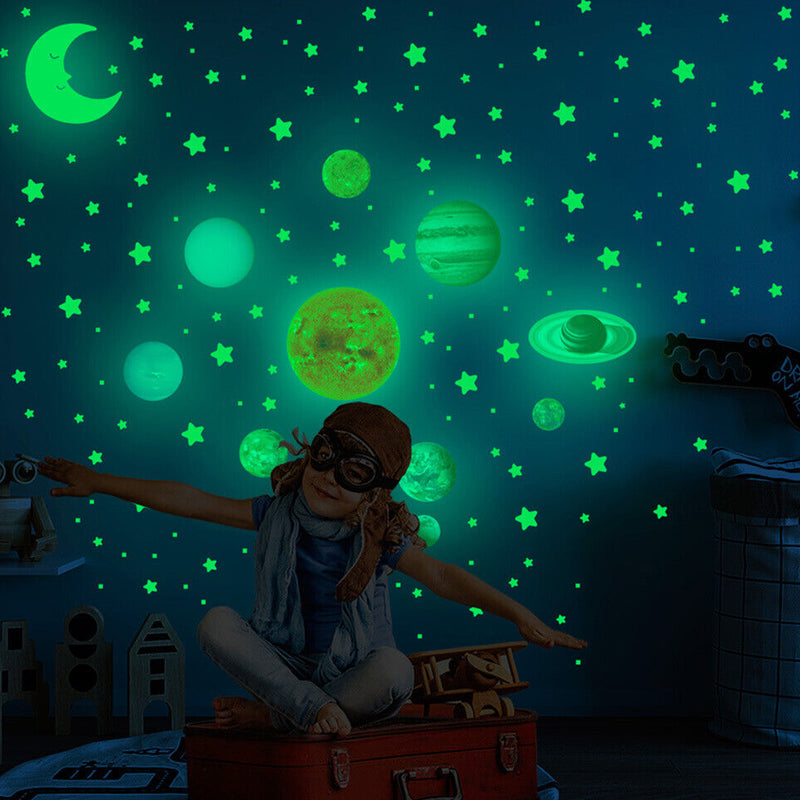 525 Pcs Luminous Solar System Glow in the Dark Wall Ceiling Stickers
