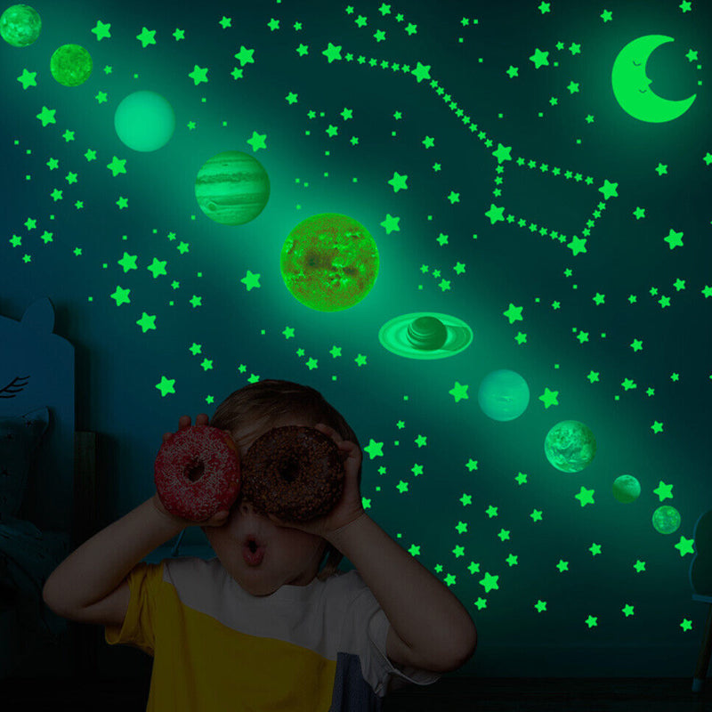 525 Pcs Luminous Solar System Glow in the Dark Wall Ceiling Stickers