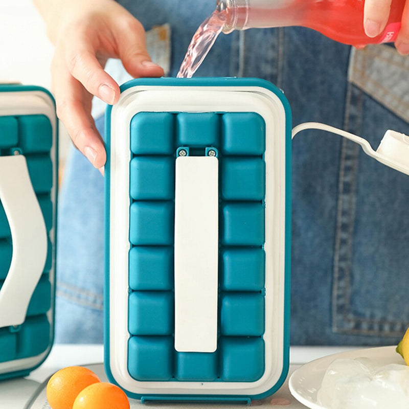 Water Tight Stackable Quick-Release Silicon Ice Cube Molder with Lid