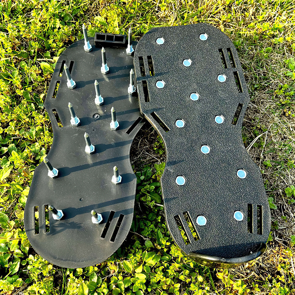 Garden Nail Shoes Yard Grass Cultivator Lawn Aerating Spikes Sandals with Adjustable Straps