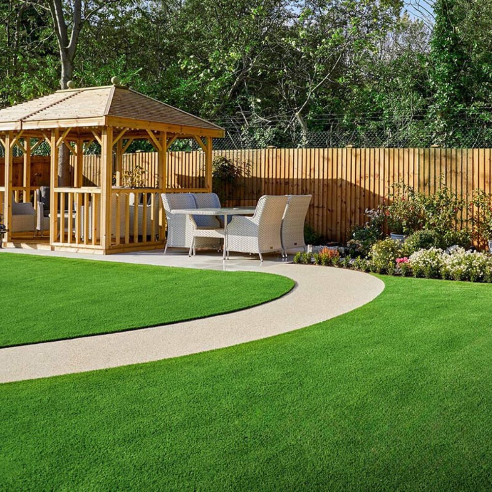 Premium Artificial Grass for a Effortless Yard