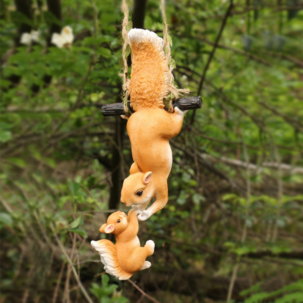 Creative Climbing Rope Squirrel Figurine Perfect for Garden and Outdoor Decoration