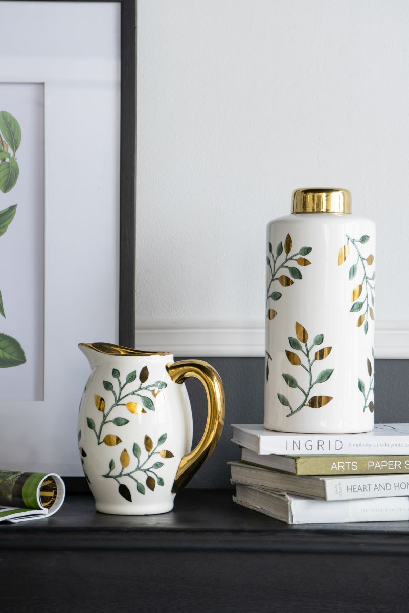 Botanical Decorative Jug 21.5cm Ceramic Classic Vase with Floral Design