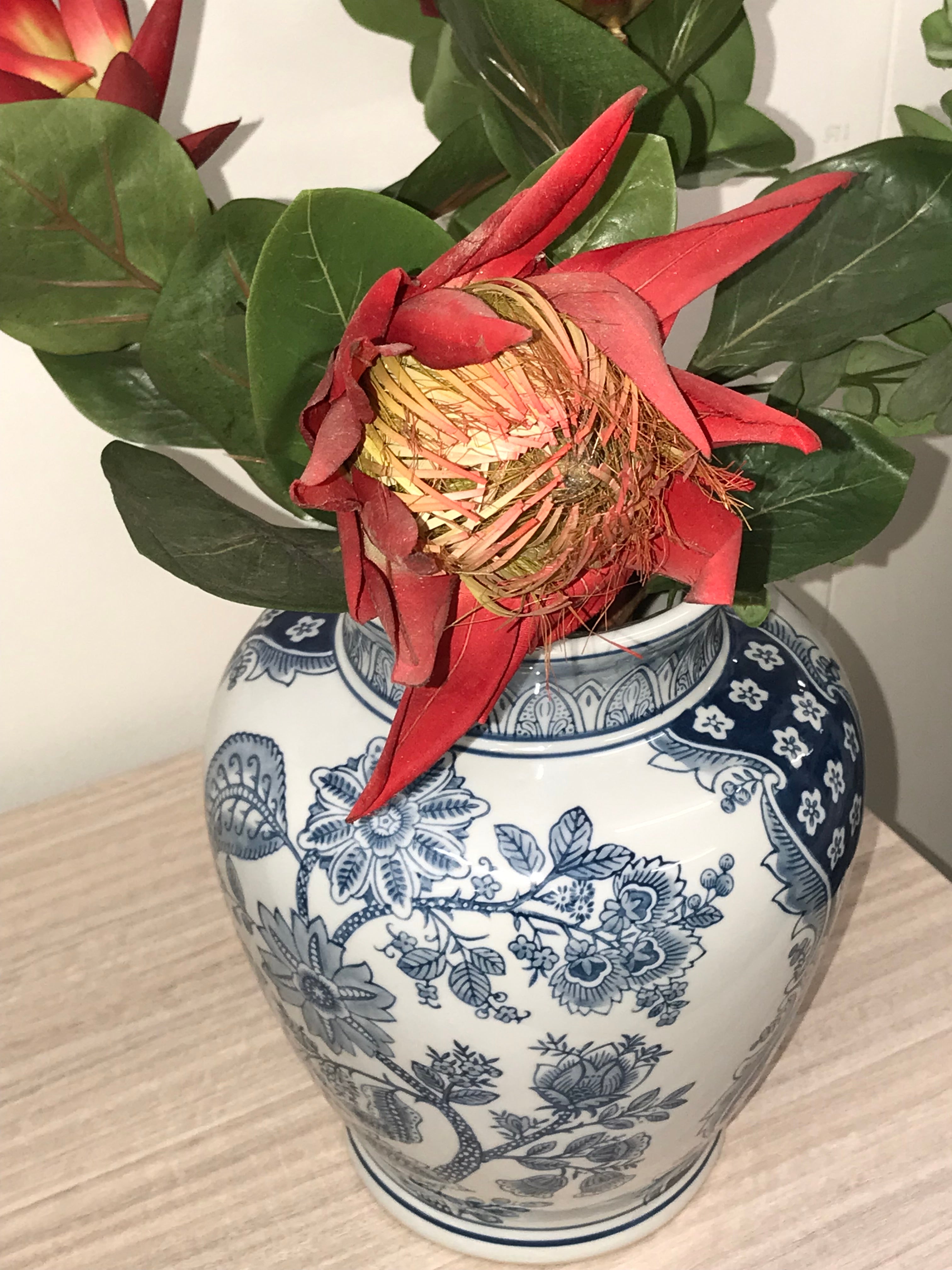 Nanjing Vase 28cm Porcelain Decorative Accent with Blue Floral Motifs White