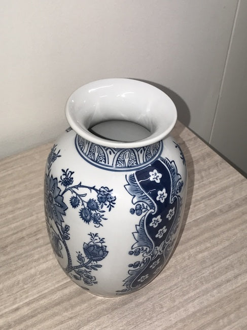 Nanjing Vase 22cm Porcelain Decorative Accent with Blue Floral Motifs White