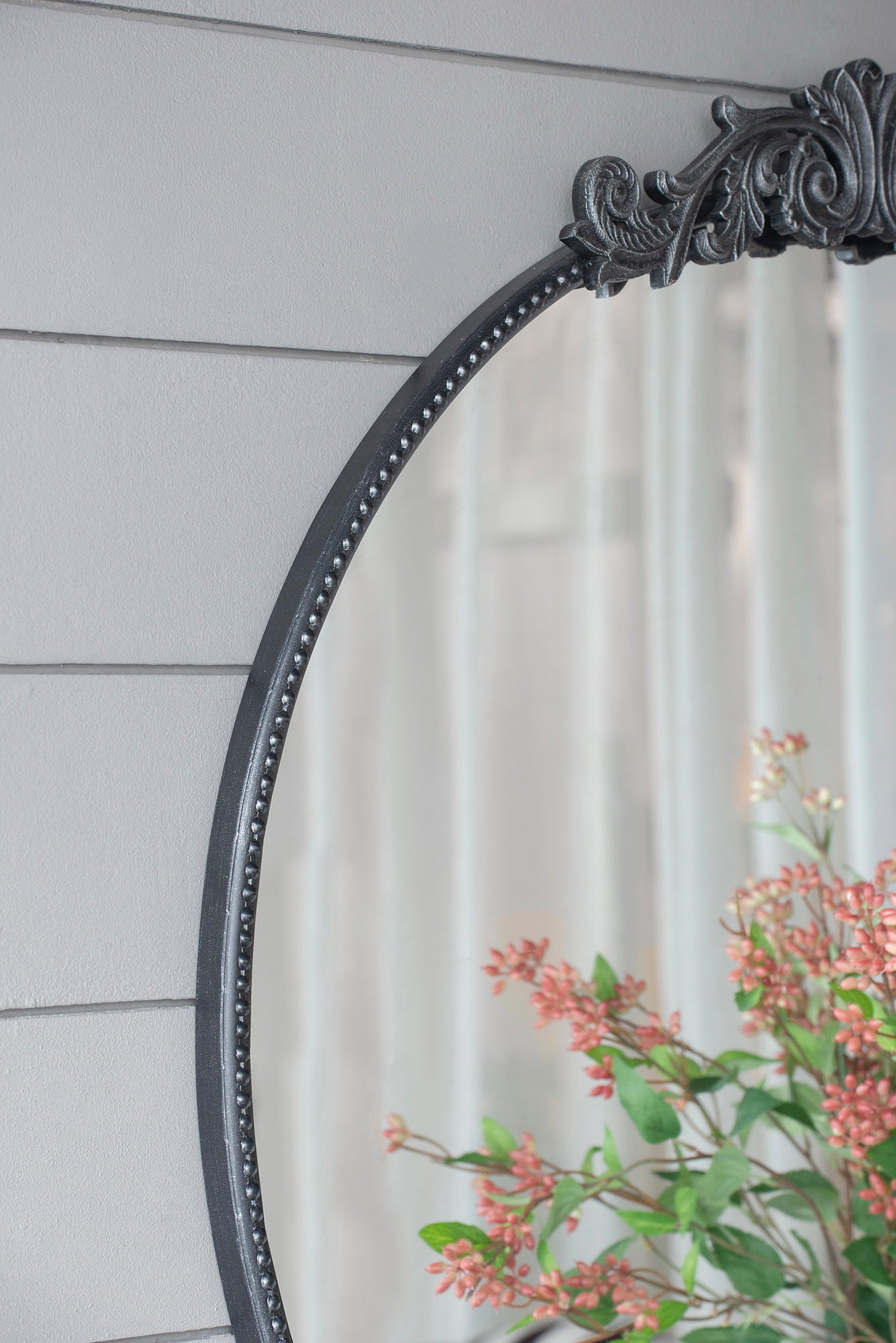 Baroque Round Wall Mirror 98cm Black Frame Decorative Accent for Living Room or Entryway