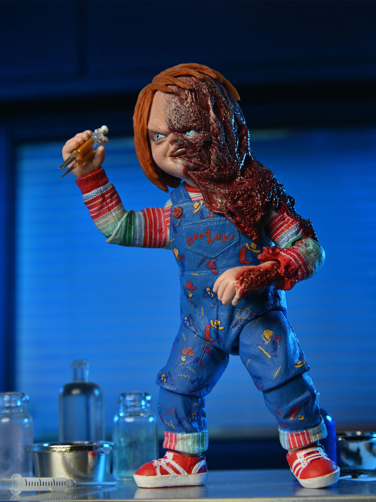 Chucky TV Series Ultimate Action Figure 7” Scale with Accessories