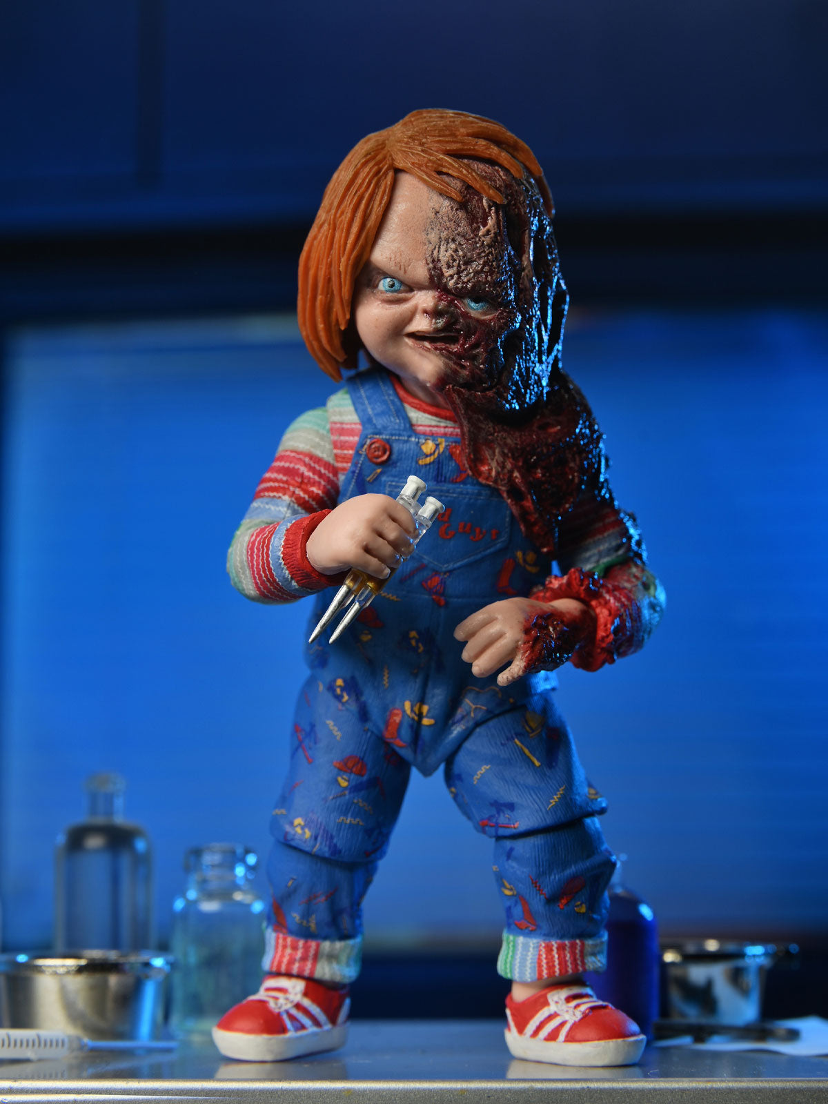 Chucky TV Series Ultimate Action Figure 7” Scale with Accessories