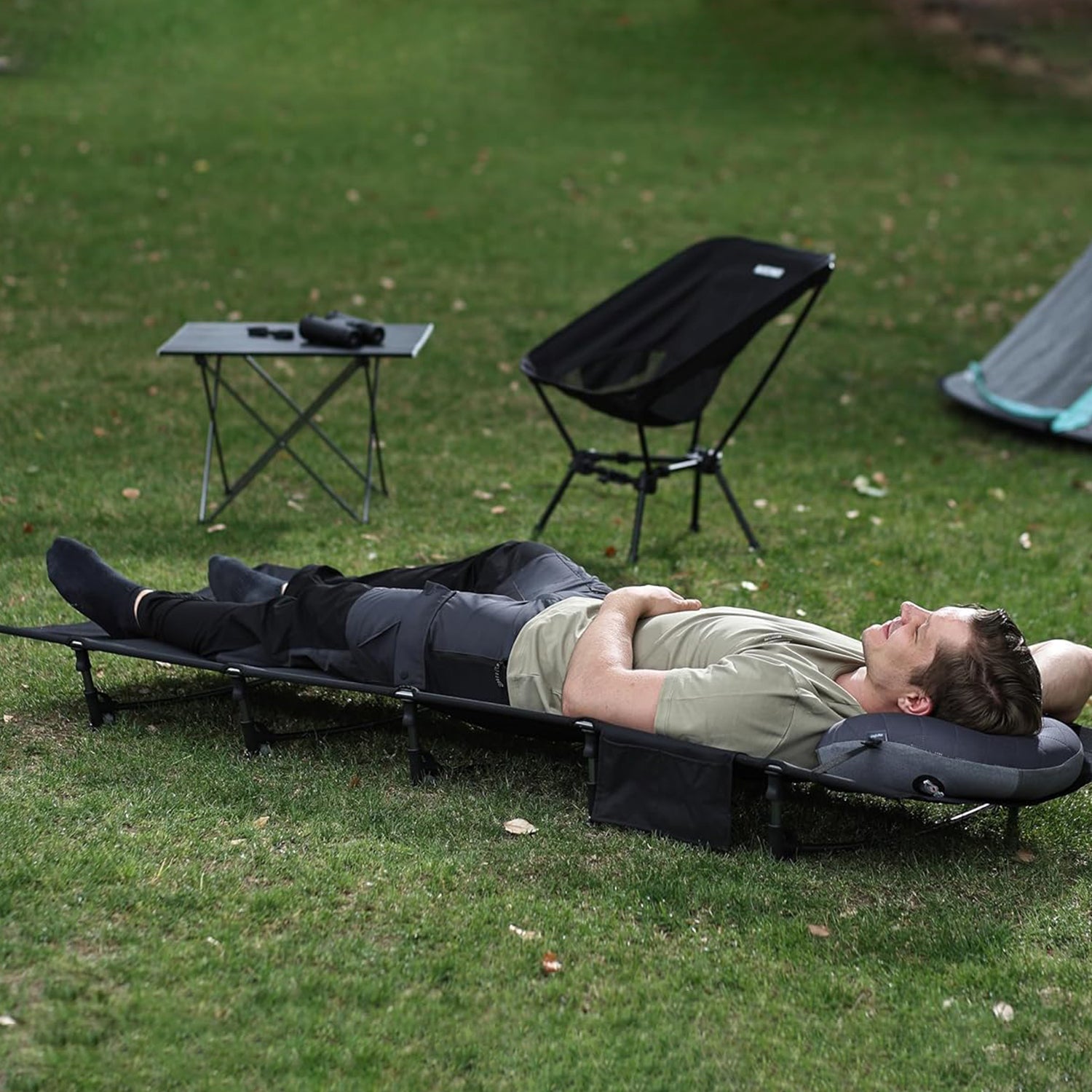 Hivvago Folding Camping Cot Compact & Durable Ultralight Tent Bed