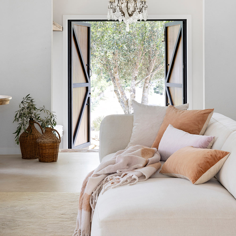 Bambury Velvet Rectangle Cushion - Thistle