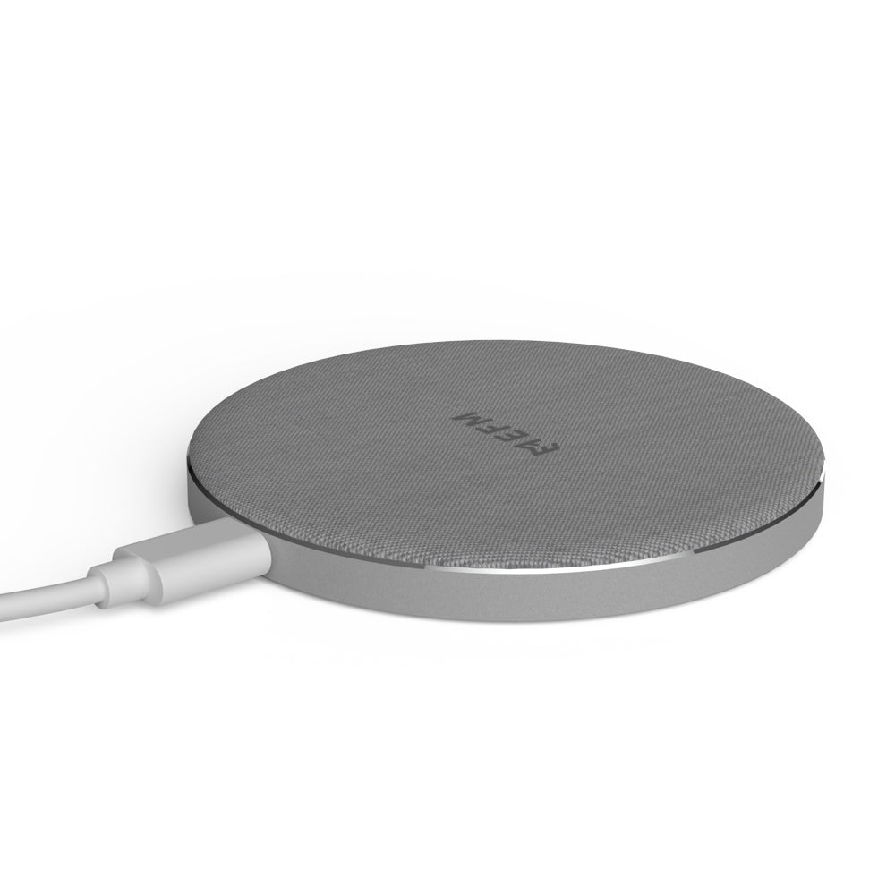EFM 15W Wireless Charge PadWith Qi certification - Silver