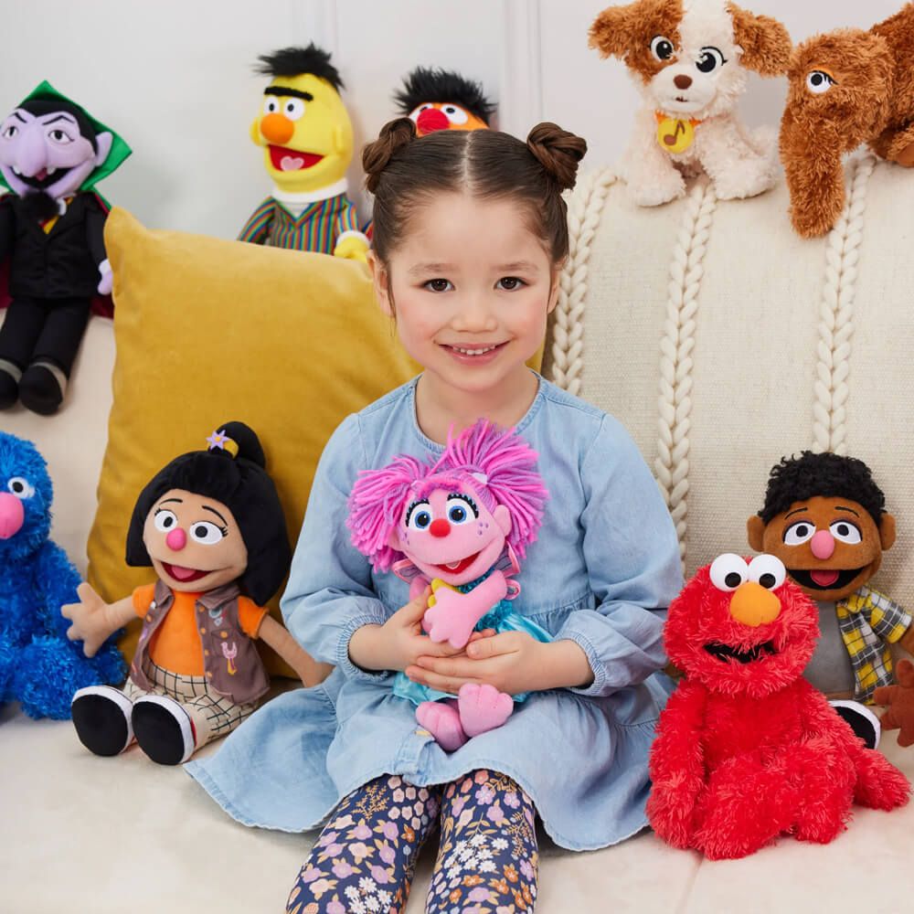 GUND Abby Cadabby Plush 28cm Soft Toy with Flower.