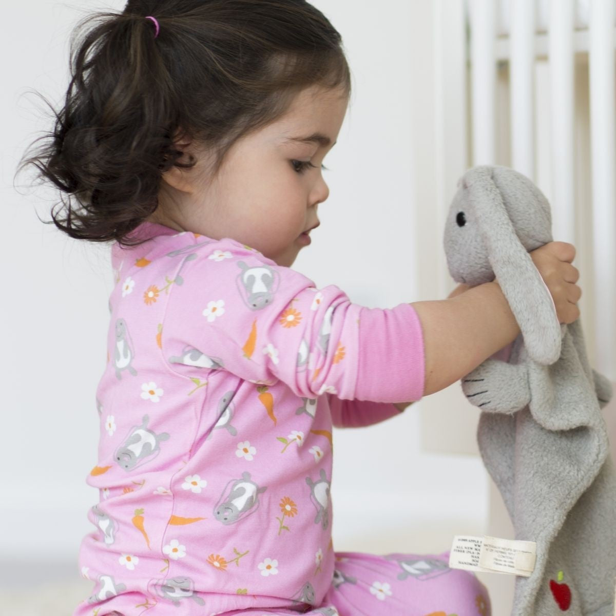 Apple Park Bunny Blankie Back Card  Organic Baby Security Blanket Gift Set