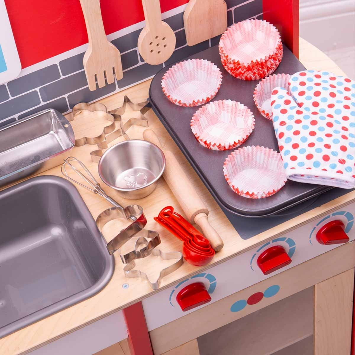 Bigjigs Toys Young Chef Pretend Play Baking Set for Children