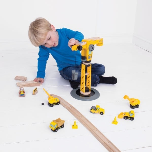 Bigjigs Rail Big Crane Construction Set Wooden Crane Toy with Accessories