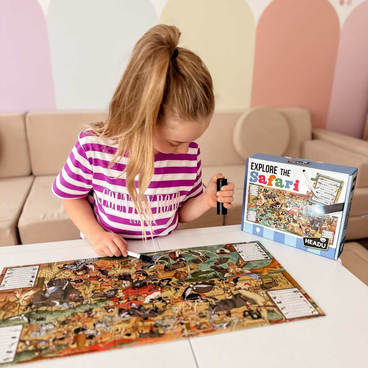 Headu Safari Animals Puzzle with Observation Cards and UV Torch